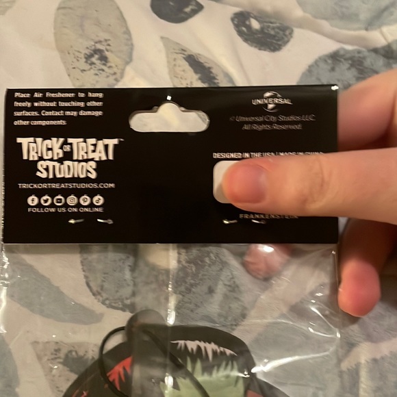 NWT OFFICIALLY LICENSED Universal Monsters Frankenstein Car Air Freshener Horror - Picture 3 of 4